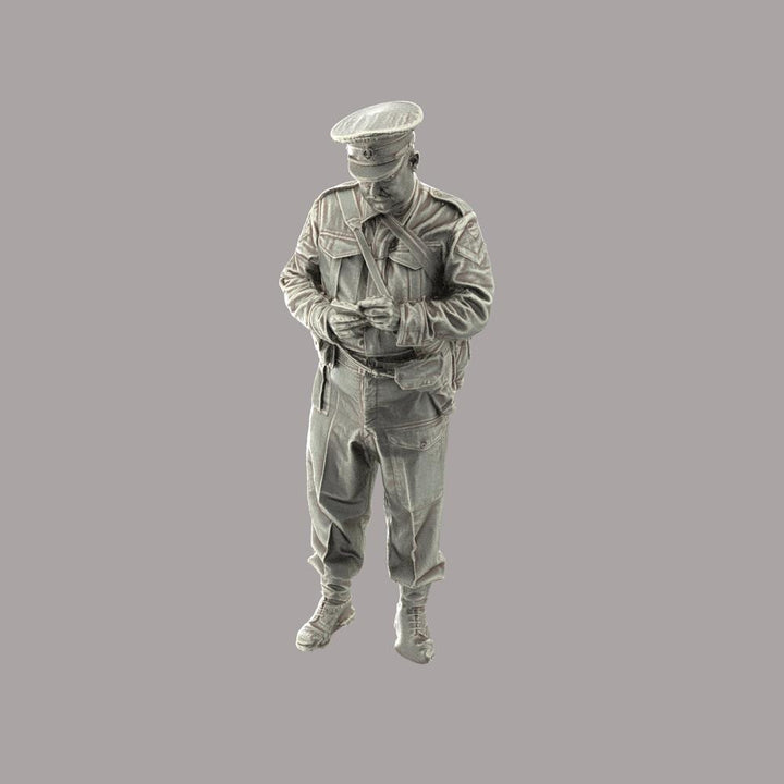 132s-0001 WW2 Military Policeman Figure