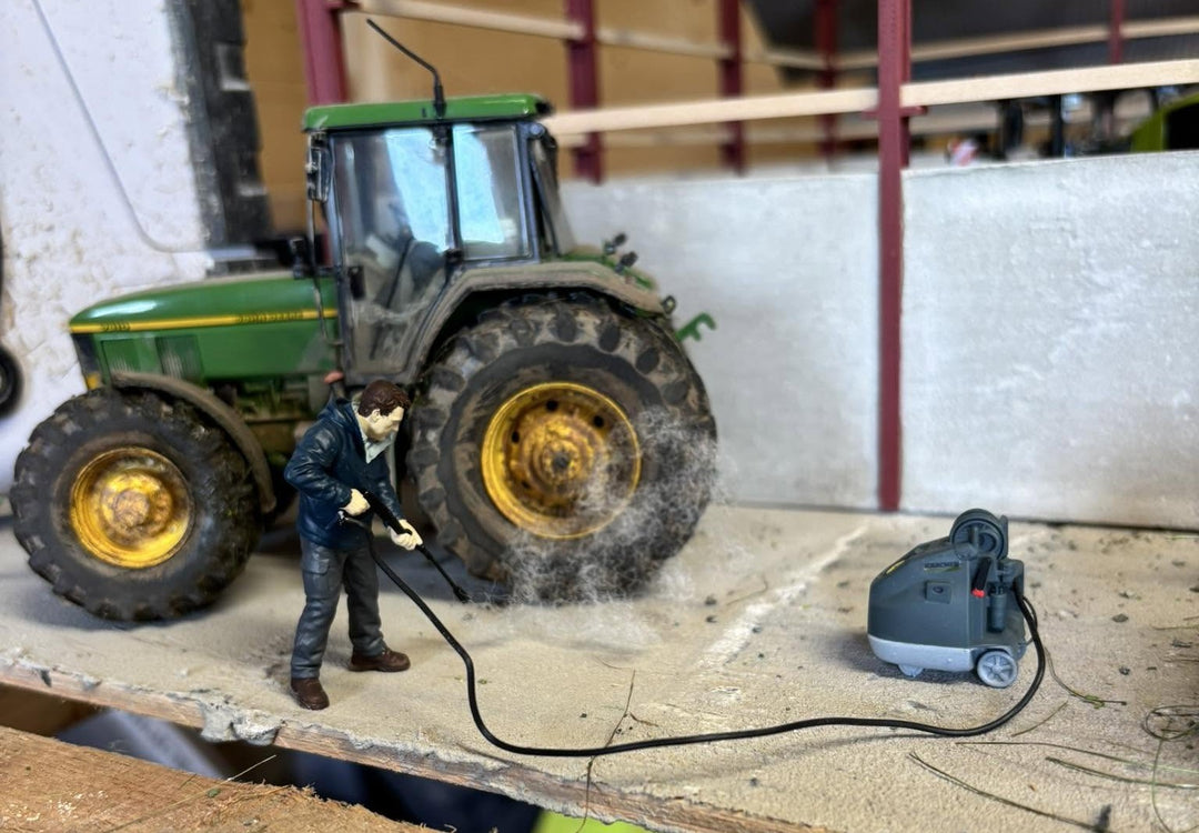 AM059 1 x Pressure Washer 1:32 Scale