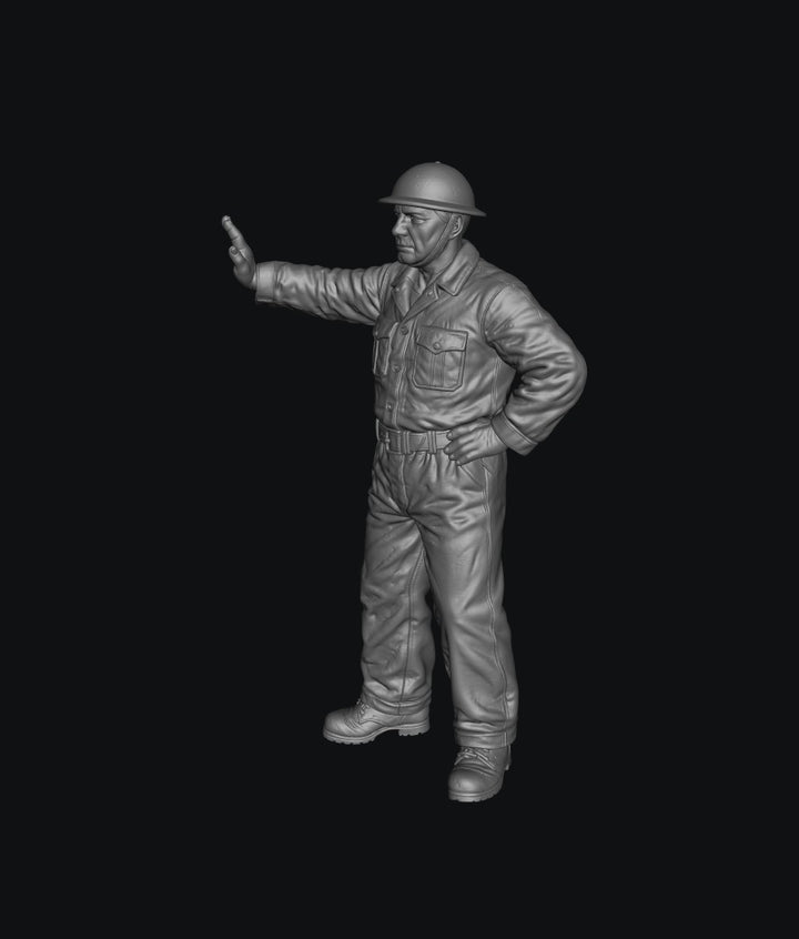 SMF1154 WW2 RAF Ground Crew Leaning B