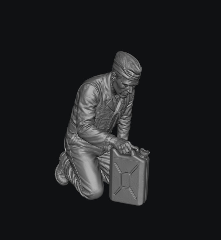 SMF1154 WW2 RAF Ground Mechanic Kneeling C