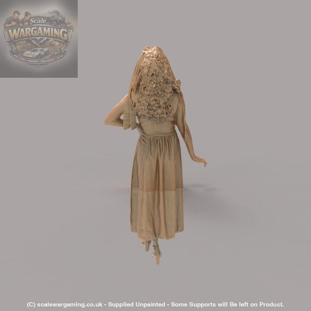 MM1399 Female in long dress Figure