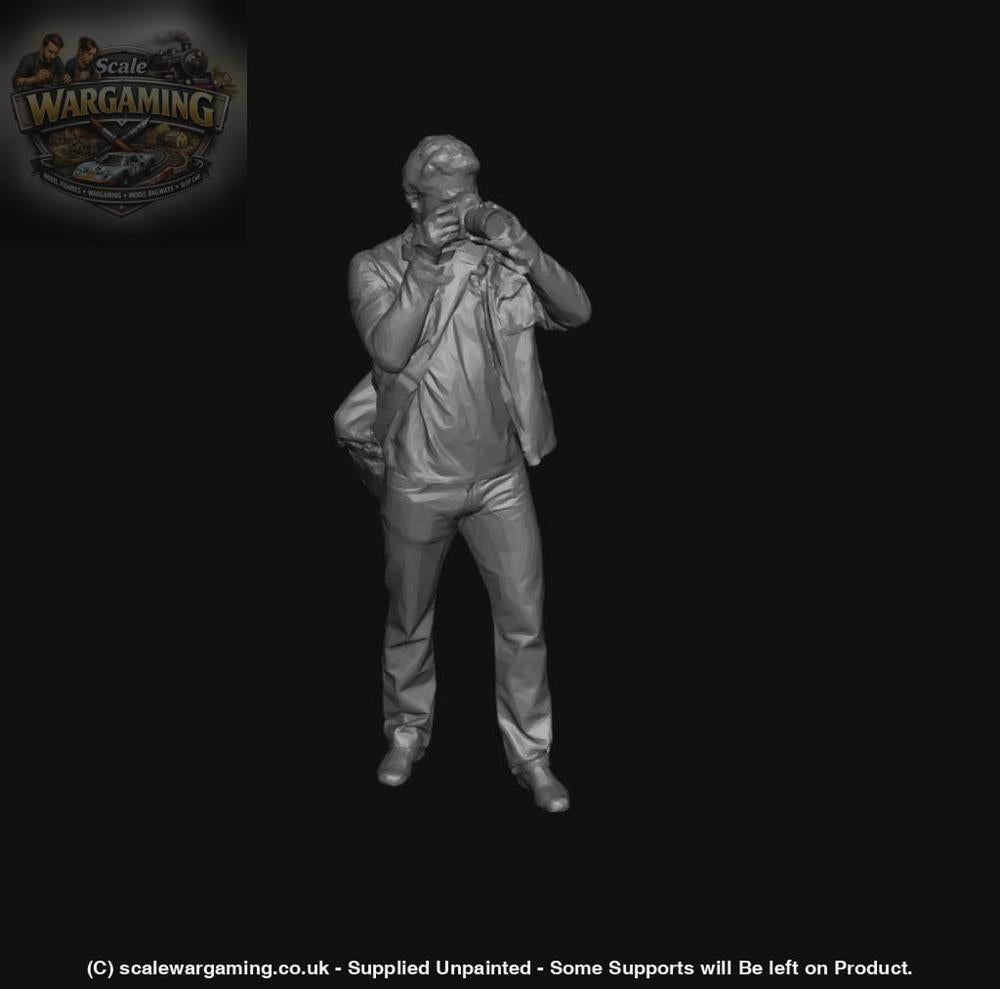SW190 Male Train Spotter with Camera - Figure