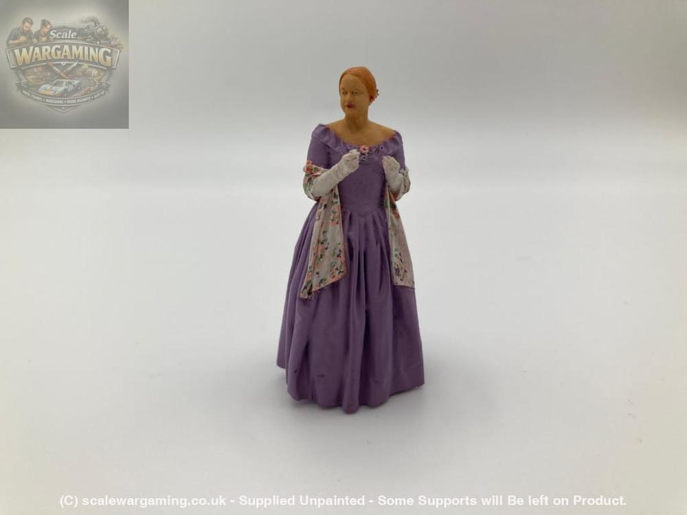 132s-0125 Elegant 1900’s Lady Figure