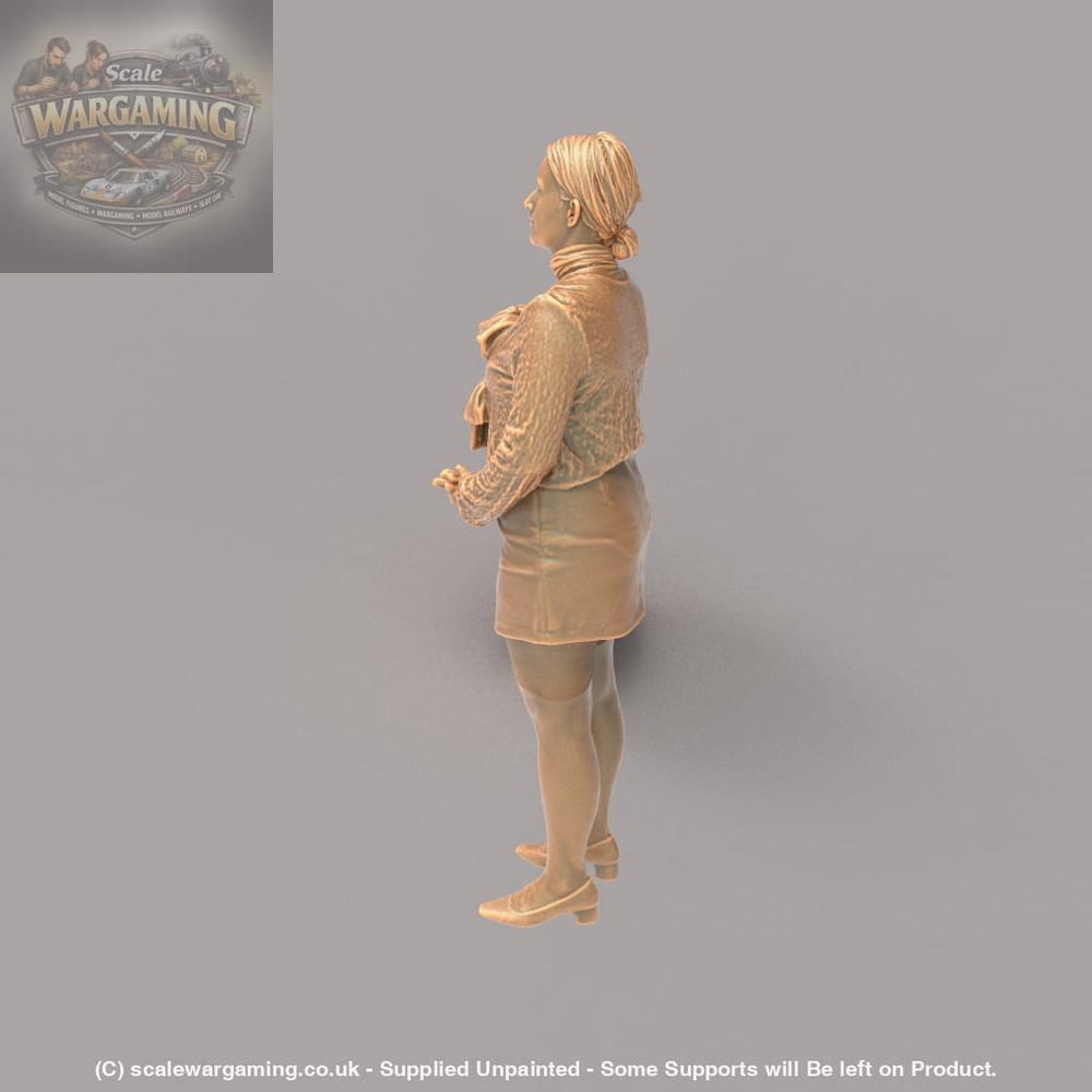 MM4162 Young Office Girl Figure