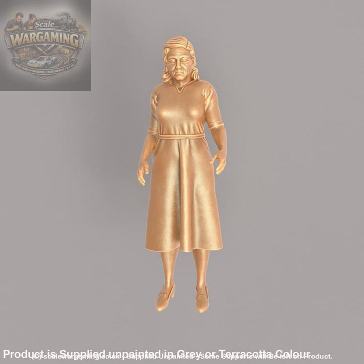 MM555 1940’s Style Lady wearing long dress arms out Figure