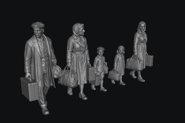 SMF8338 WW2 Refugee Family