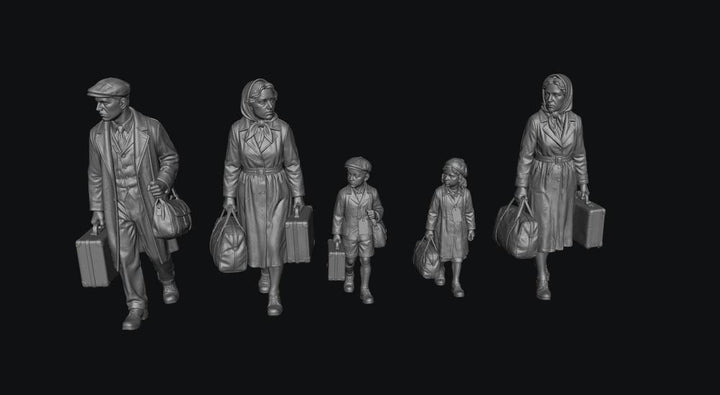SMF8338 WW2 Refugee Family