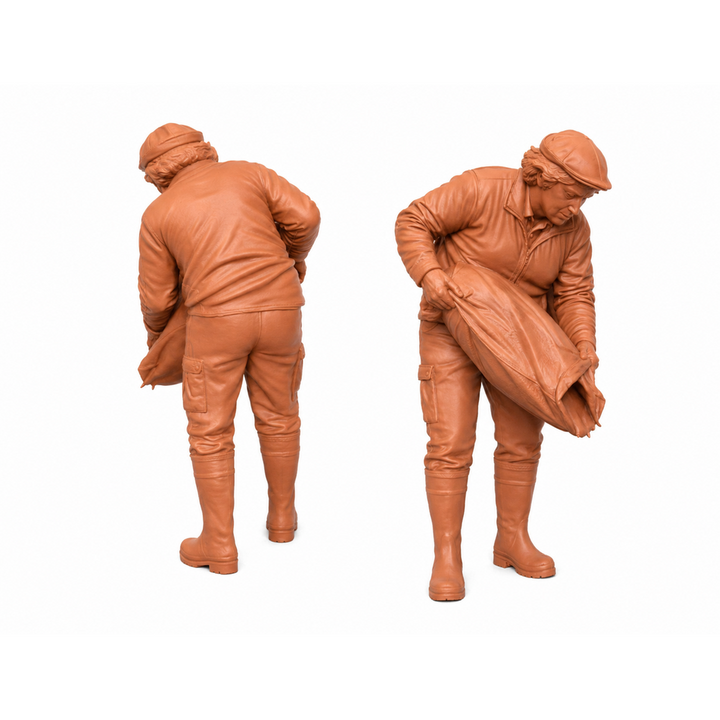 SW9521 Female Farmer feeding live stock TT 1:120 Scale