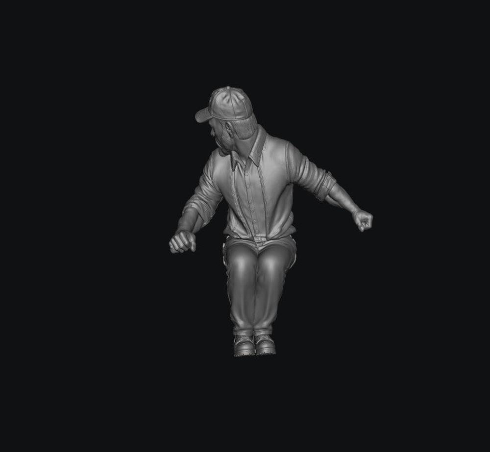 SMF9554 1:32 Scale Male Sitting Tractor Driver 2