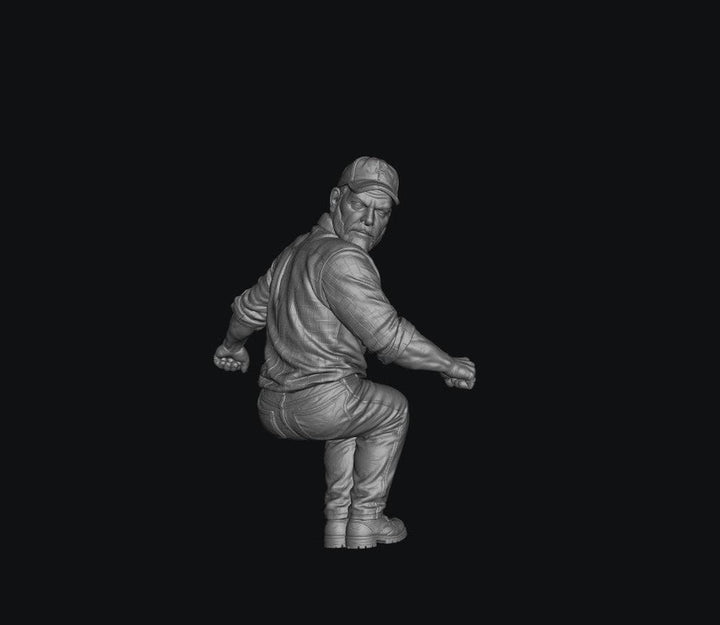 SMF9554 1:32 Scale Male Sitting Tractor Driver 2
