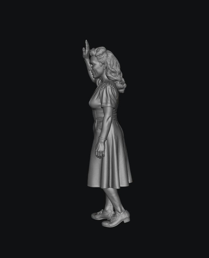 SMF9567 1940 Female Waving D