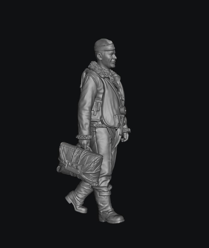 SW9270 WW2 RAF Bomber Aircrew 4 Walking
