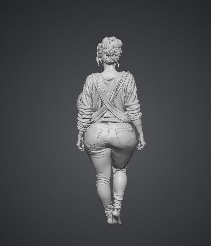 SW3120 Large Busted Girl Walking
