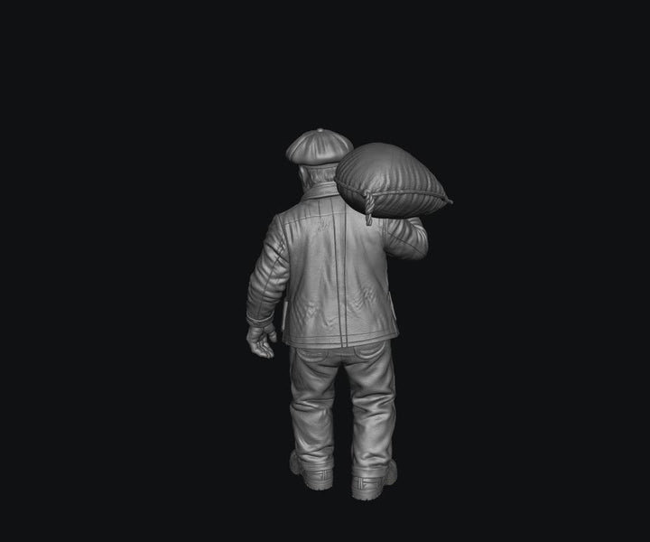 SW9535 16mm 1:19 Scale Male with Coal Bag on Shoulder