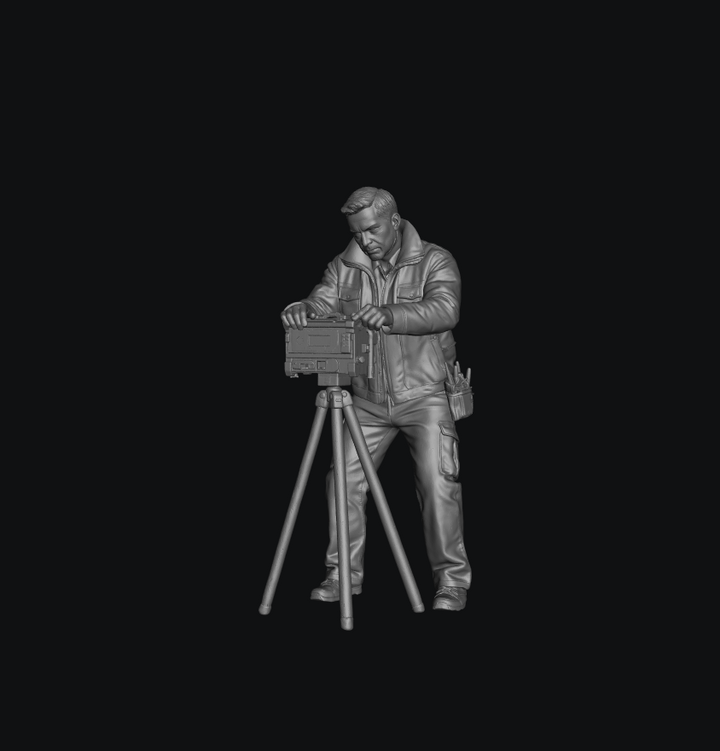 WOSC030 – Rundfunk- und Medienteam – Miniatur-Satellitentechniker