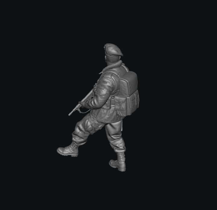 WB-UKP-001 British Paratrooper Officer Standing 2 HD