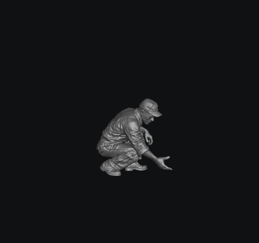SW9283 WW2 Allied Ground Crew - Kneeling