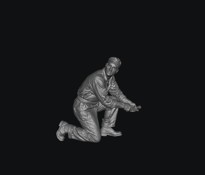SW9282 WW2 Allied Ground Crew - Mechanic 1