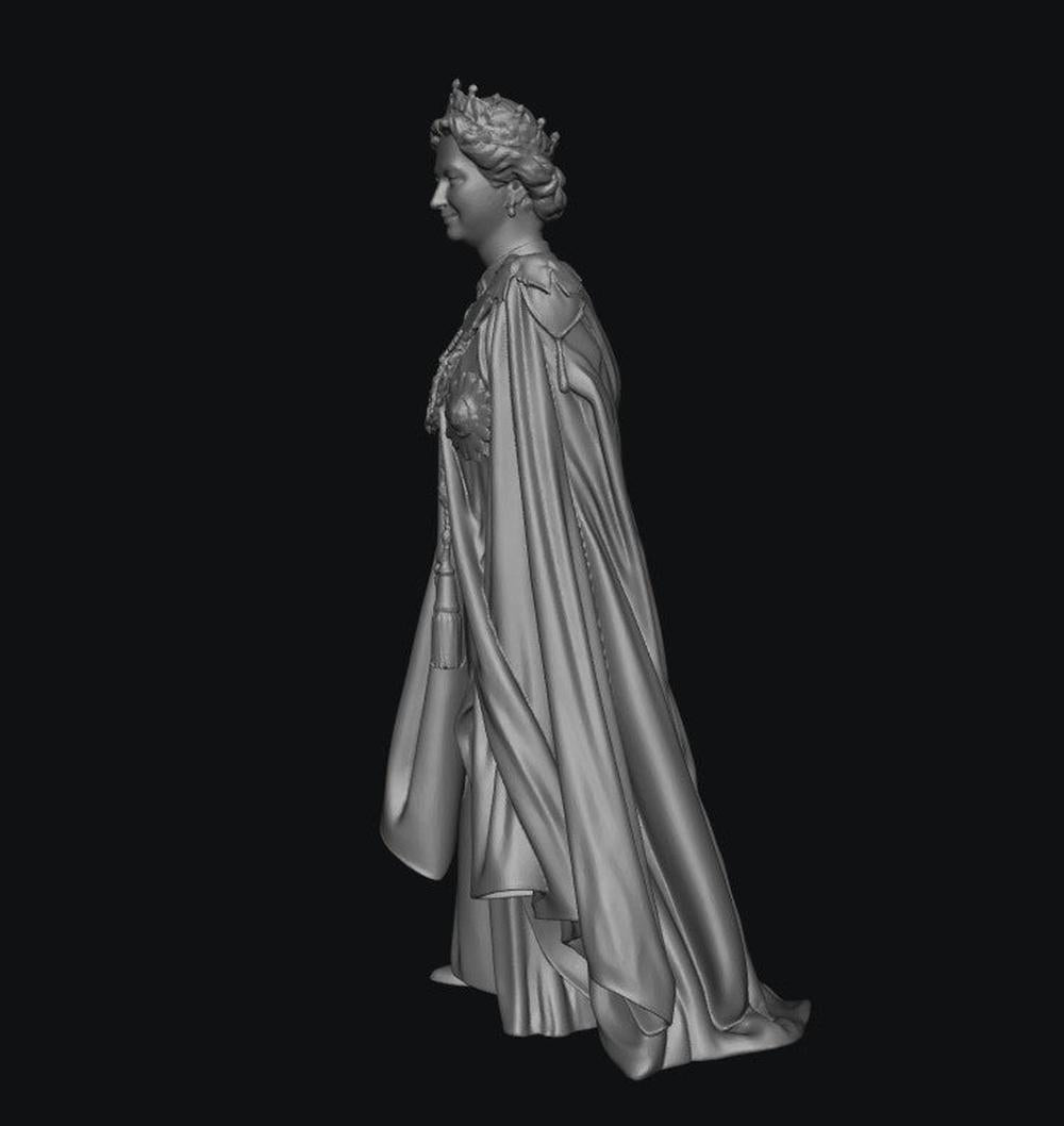 SW5112 Queen in Robes