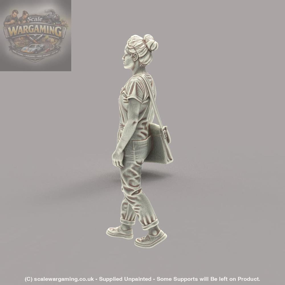 MM4181 Female Walking Figure