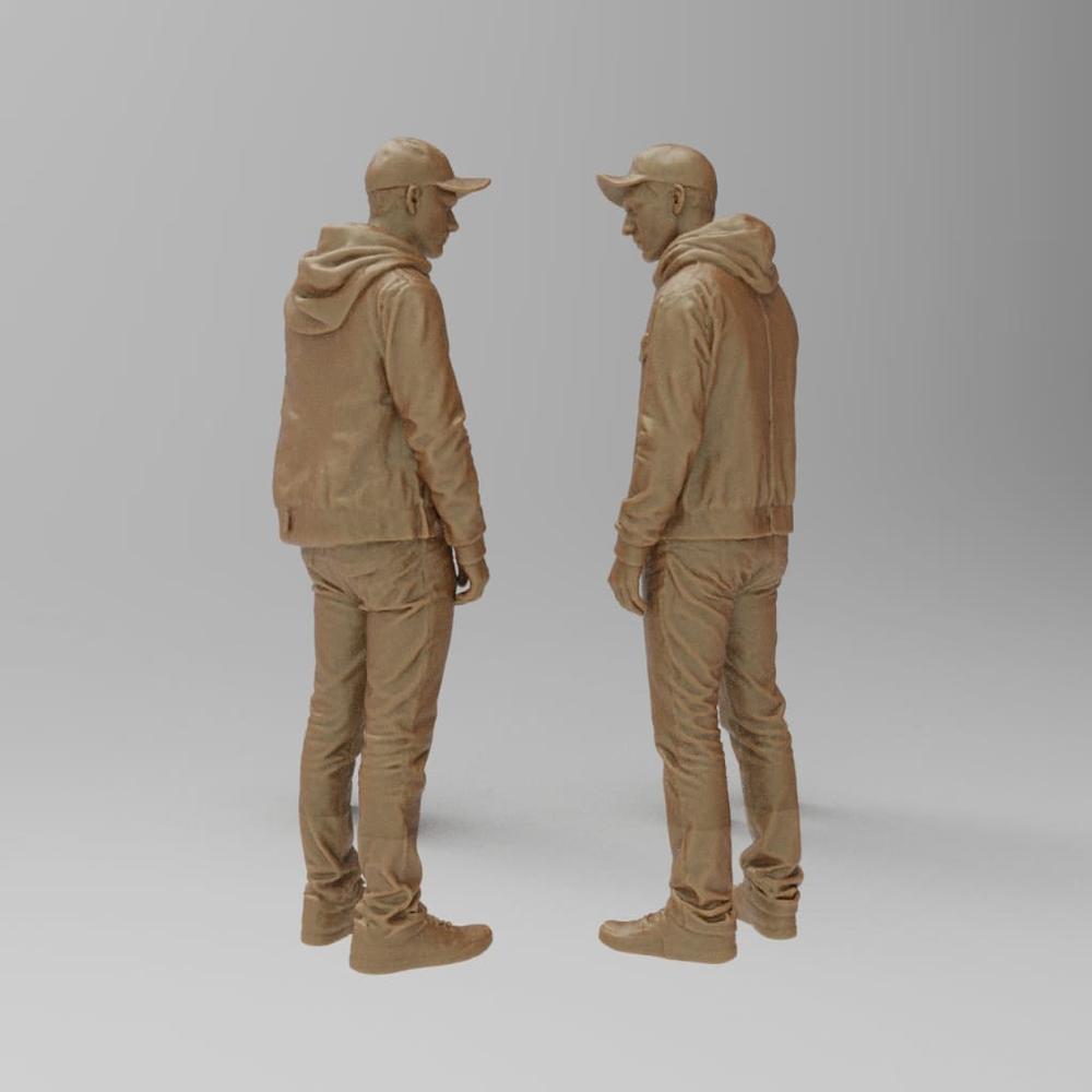 MM4325 2 Young Lads Chatting Figure