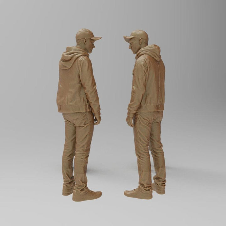 MM4325 2 Young Lads Chatting Figure