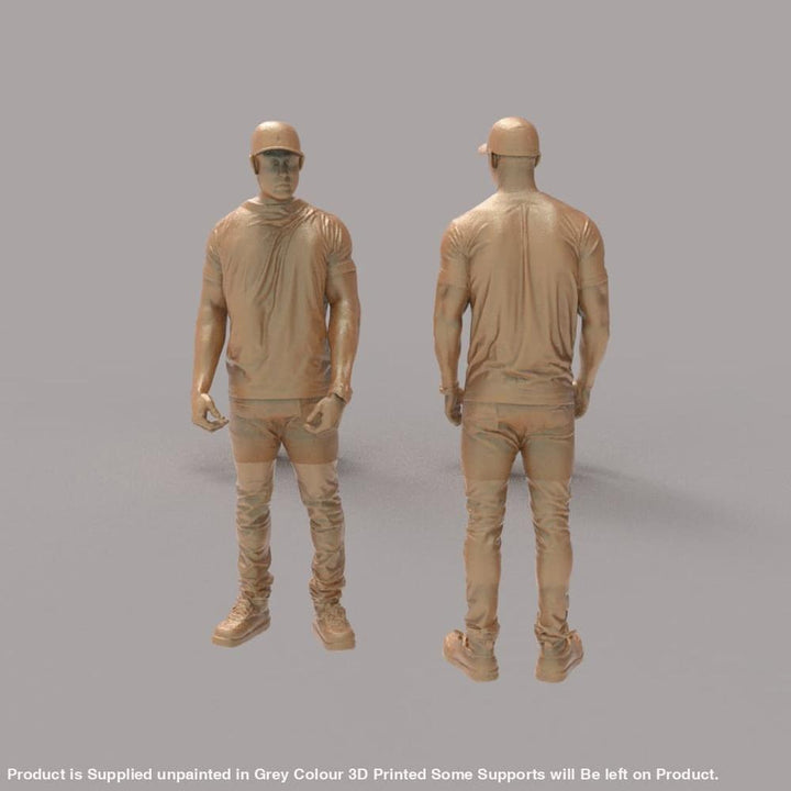 MM4327 2 Males Chatting Figure
