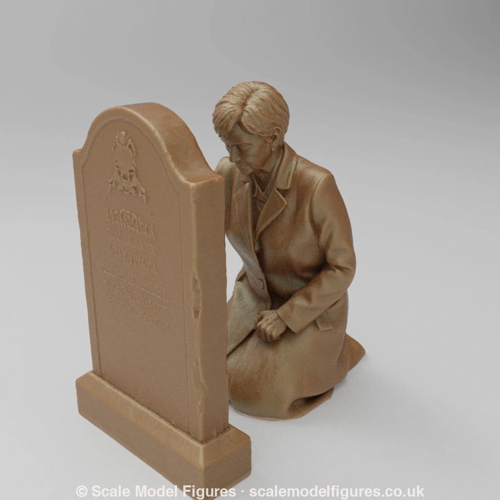 SW2146 Female Goodbye at Graveside - Figure