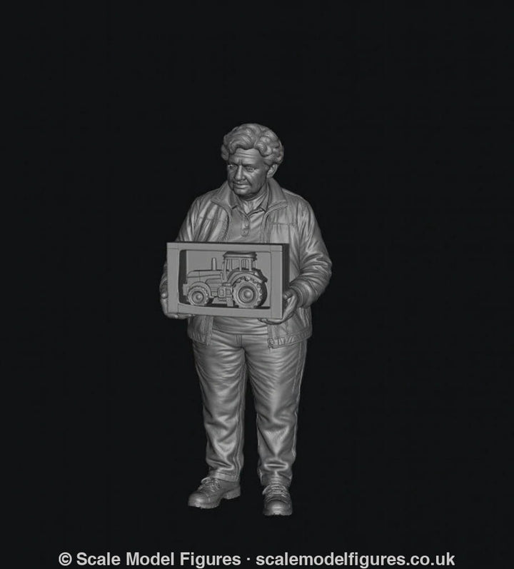 SMF2215 Lady With large Tractor model - Figure