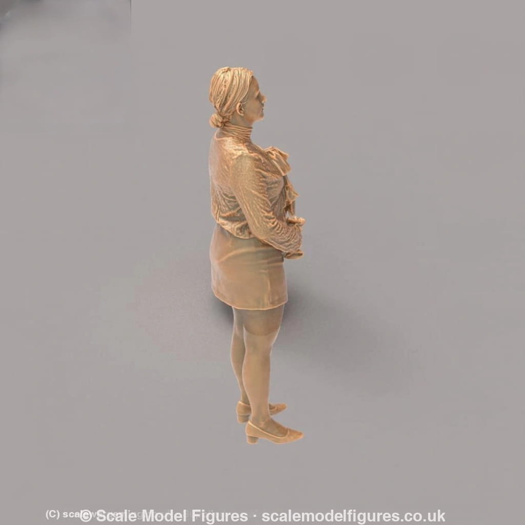MM4162 Young Office Girl Figure