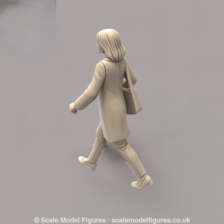 MM4169 Female Walking Fast Figure