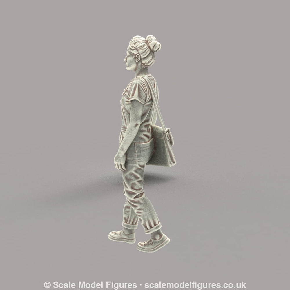 MM4181 Female Walking Figure