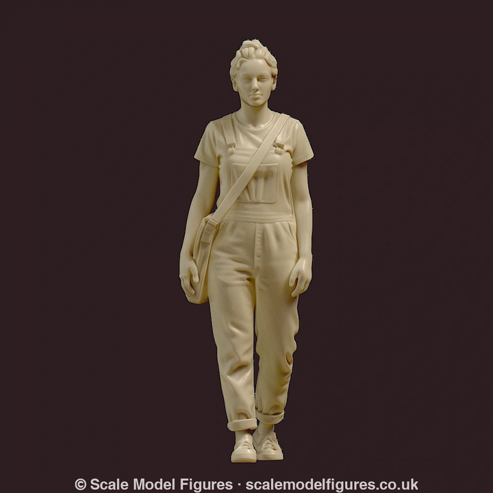 MM4181 Female Walking Figure