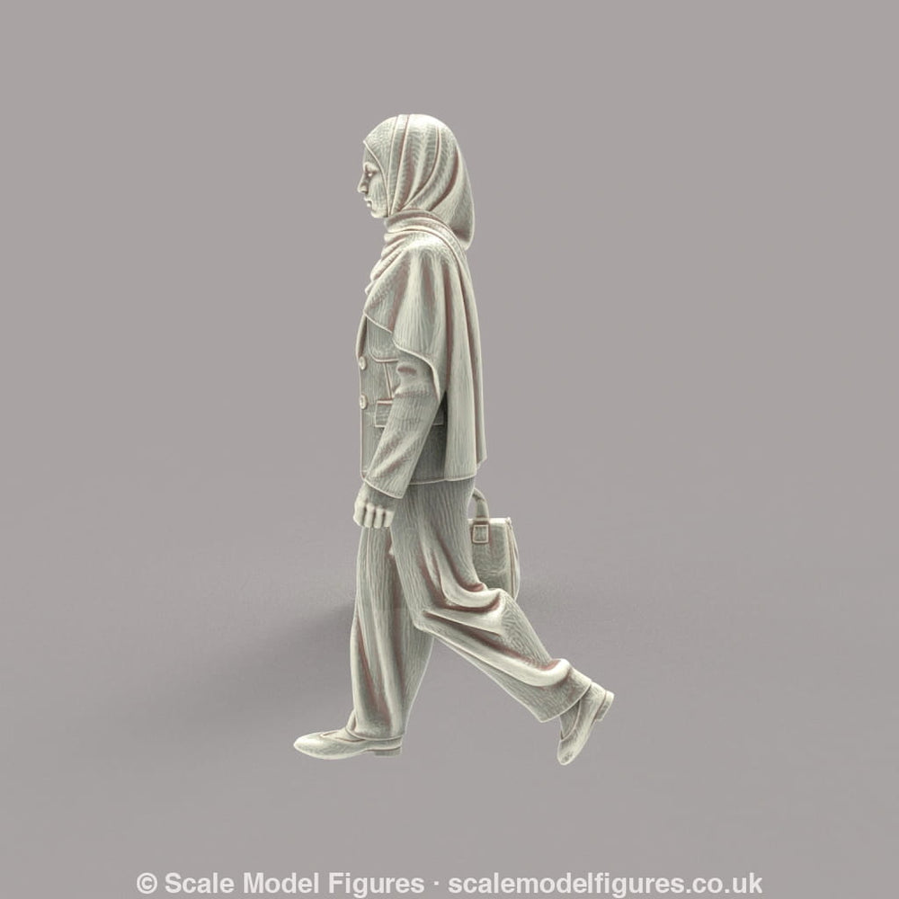MM4192 Female Wearing Head Scarf Figure