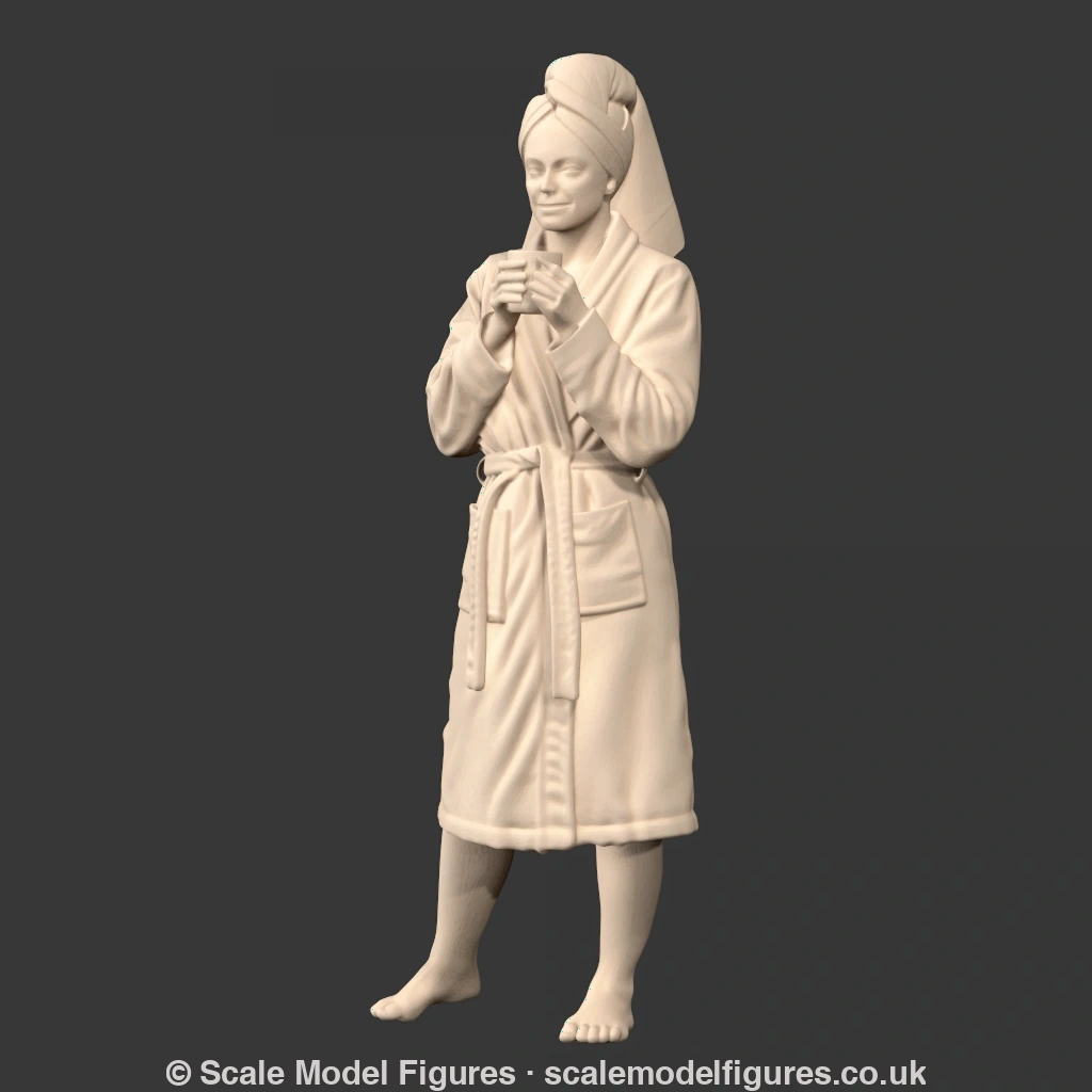 MM4228 Female in Bathrobe - Figure