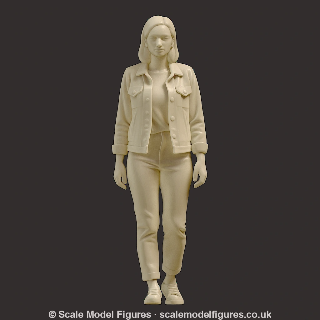 MM4269 Young Teen walking - Figure