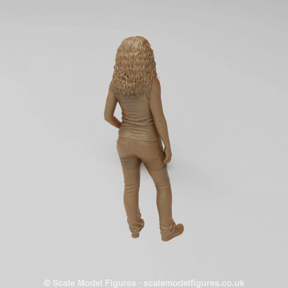 MM4379 Julie Scales Figure
