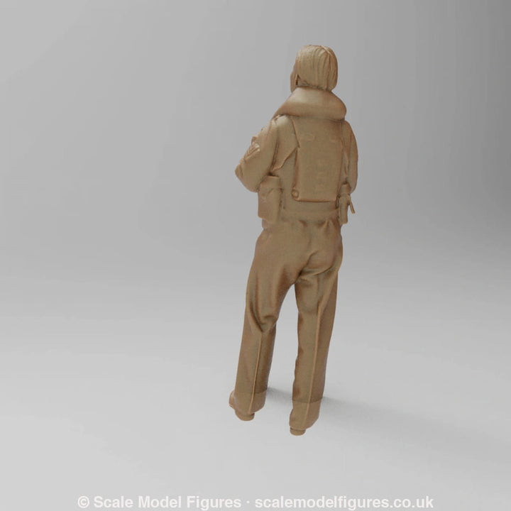 MM4409 Female WW2 Pilot 2 Figure