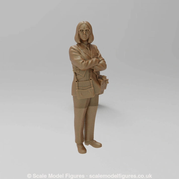 SW4446 Olive From on the Buses - Figure