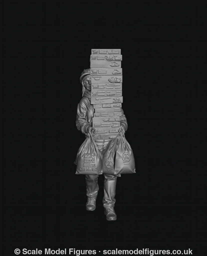 SMF5048 Female Shopper - Figure