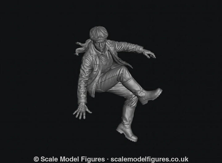 SMF8329 Female Farmer Jumping Gate - Figure