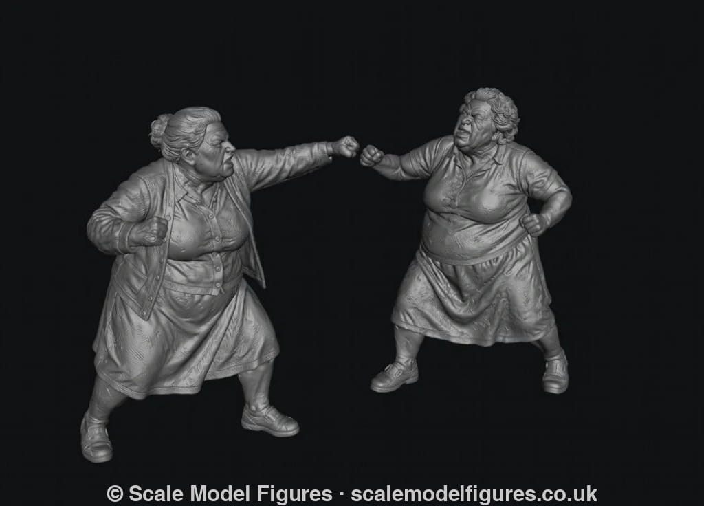 SMF8336 2 Female Pensioners Fighting - Figure