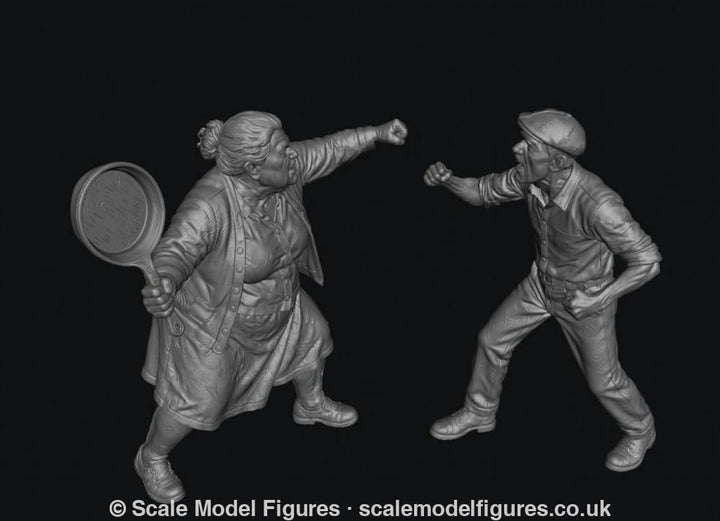 SMF8337 Angry Pensioner Couple Standoff - Figure