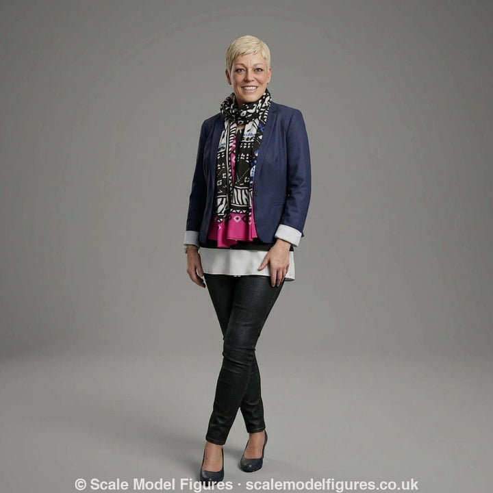 SW9084 London Sue’s - Figure