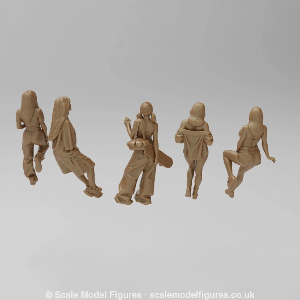 SW9091 Female Street Gang - Figure
