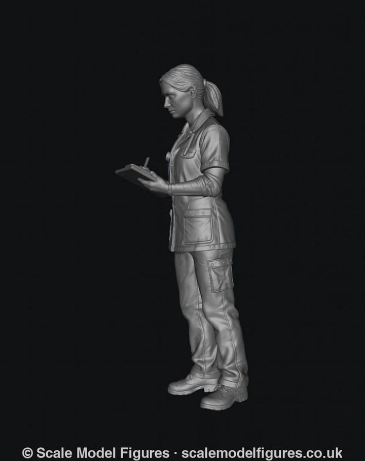 SMF9358 Vet 7 - Figure