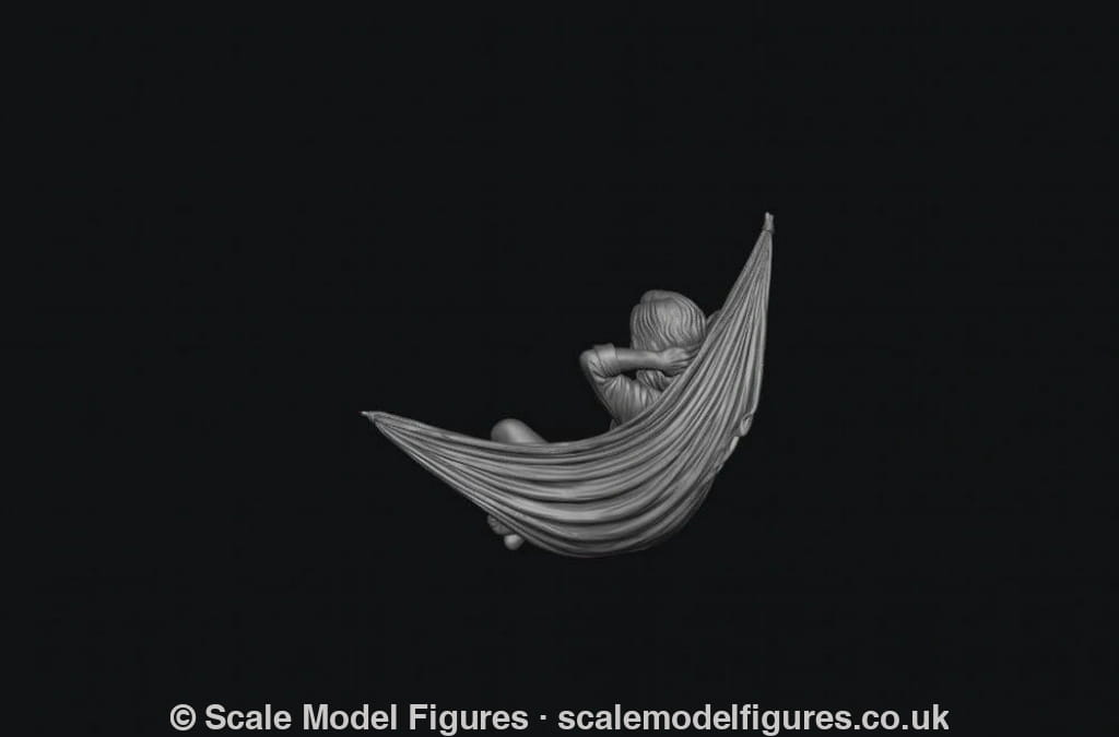 SMF9364 Female in Hammock - Figure