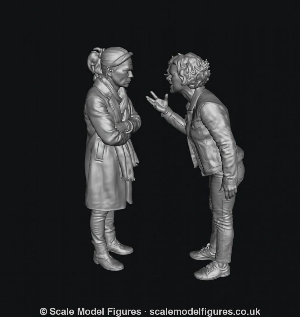 SMF9531 2 Women Arguing in Playground - Figure