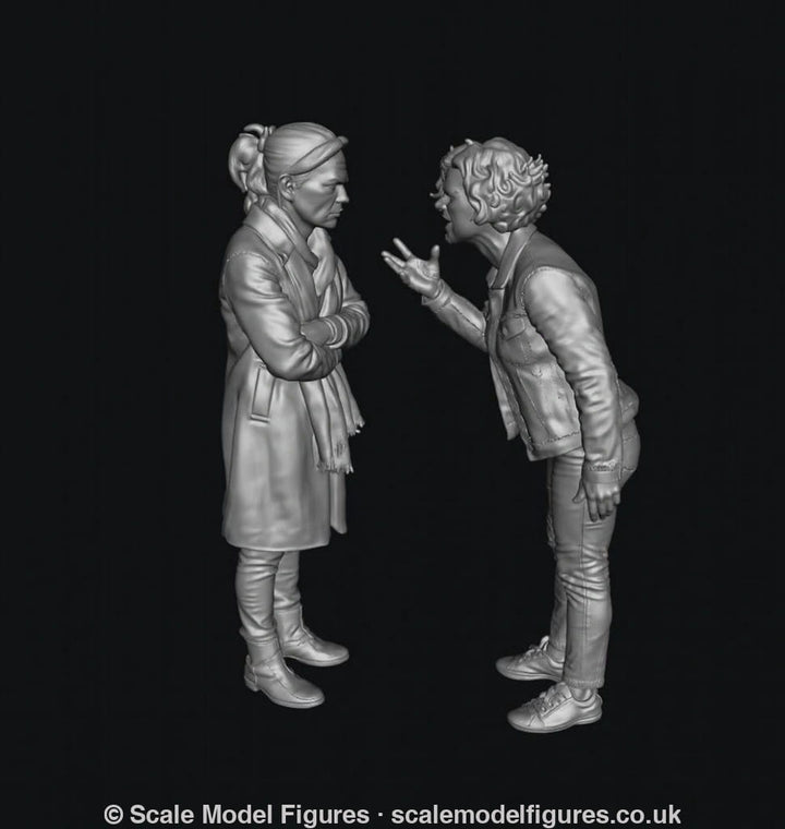 SMF9531 2 Women Arguing in Playground - Figure
