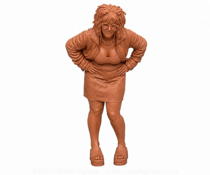 SMF9532 Linda LaHughes - Figure